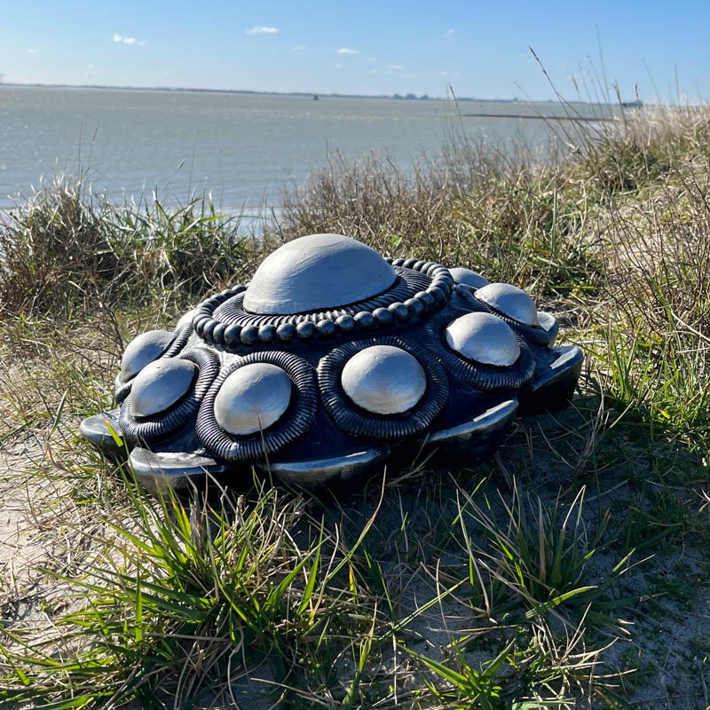 Zeeuwse knop betonnen tuinornament