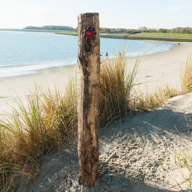 Zeeuwse knop beton hangknop Ø 11cm zwart | rood