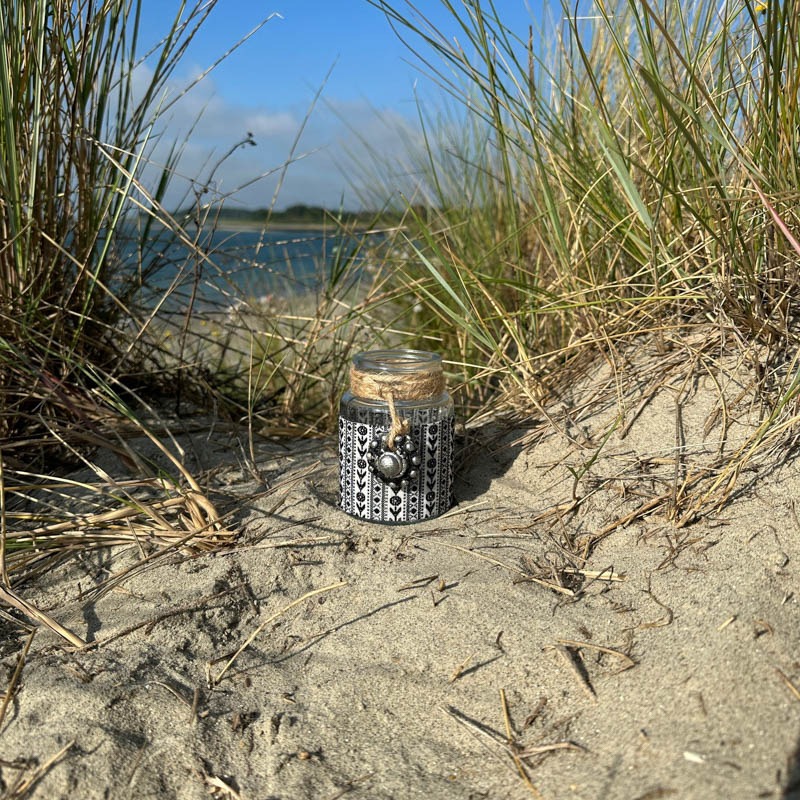 Zeeuwse knop fles | klein zwart | schortenbont