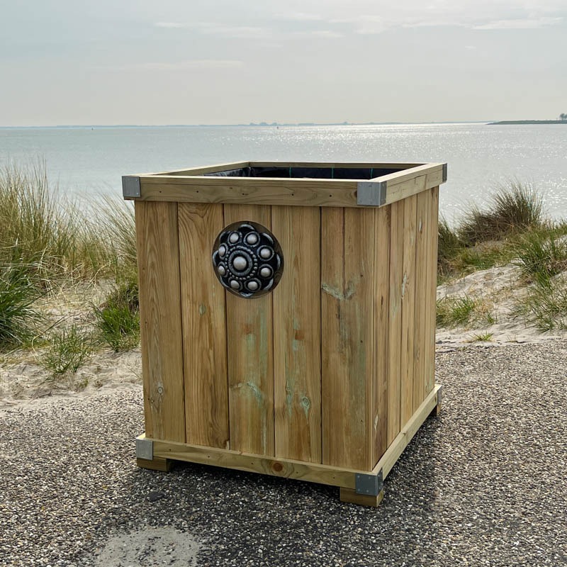 Zeeuwse knop bloembak L70 x B75 x H85cm Zeeuwse knop Ø20cm