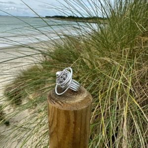 Zeeuwse knop ring | groot<br/> <p>ontwerp | spinning</p> - Image 2